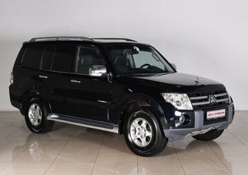 Mitsubishi Pajero Вид 1