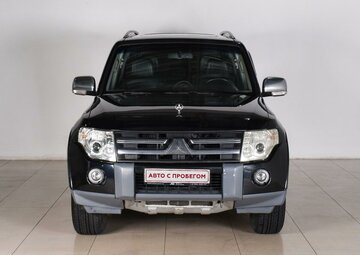 Mitsubishi Pajero Вид 2