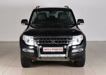 Mitsubishi Pajero Вид 2