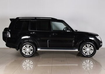 Mitsubishi Pajero Вид 5