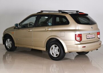 Ssangyong Kyron Вид 3