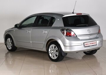 Opel Astra Вид 3
