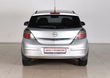 Opel Astra Вид 4
