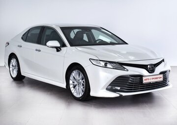 Toyota Camry Вид 1
