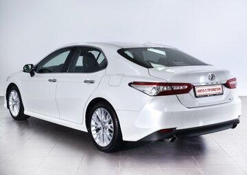 Toyota Camry Вид 3