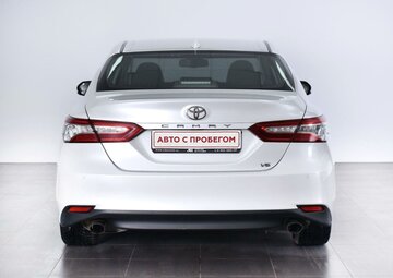 Toyota Camry Вид 4