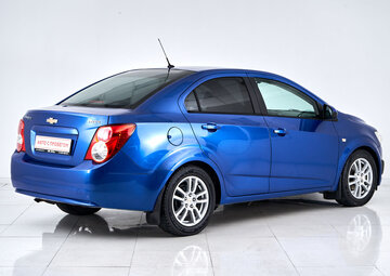 Chevrolet Aveo Вид 5