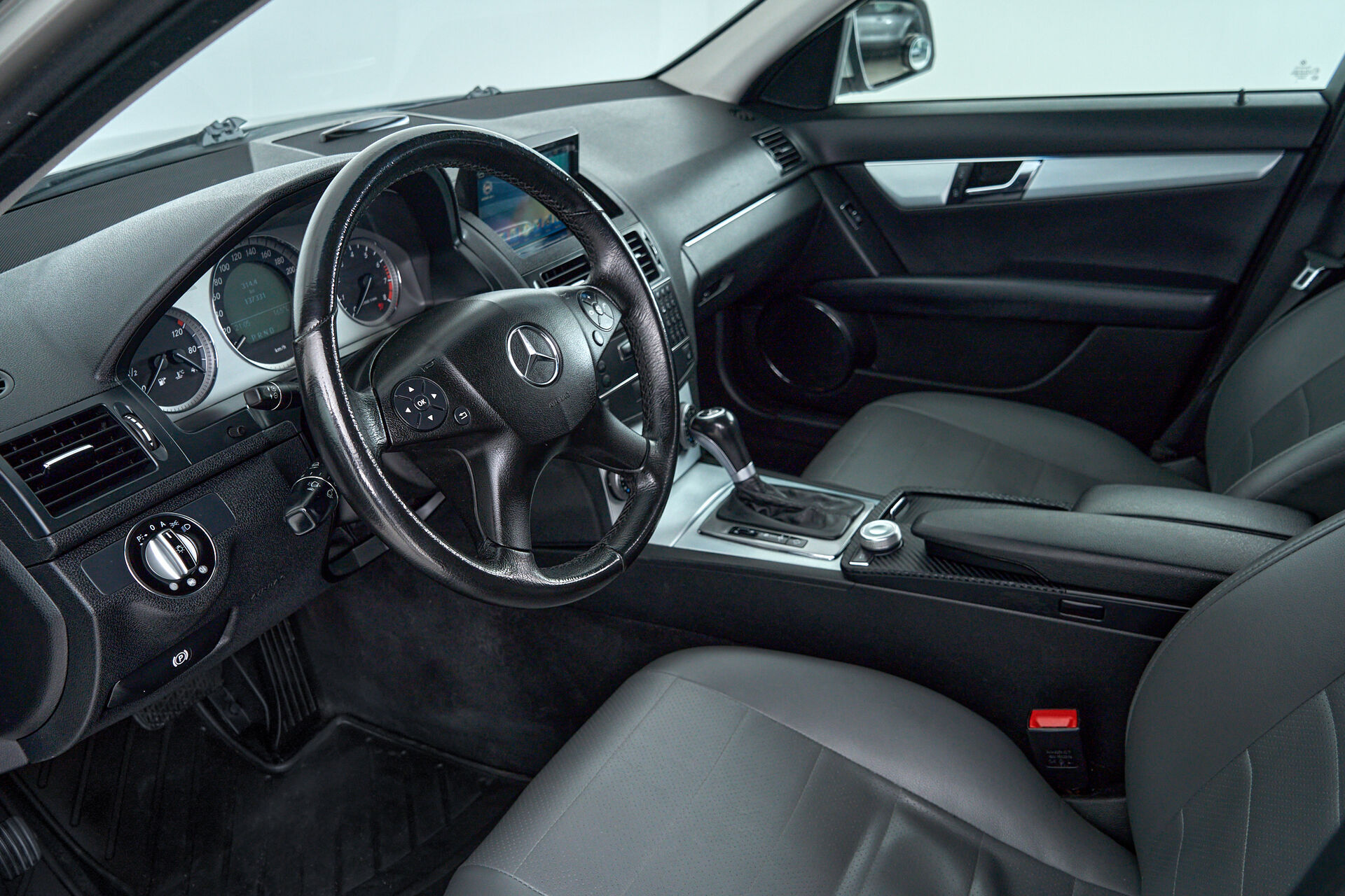 Mercedes benz C-Класс