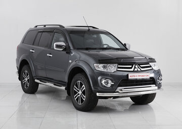 Mitsubishi Pajero Sport Вид 3