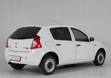 Renault Sandero Вид 4