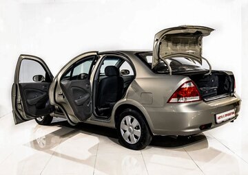 Nissan Almera Вид 5