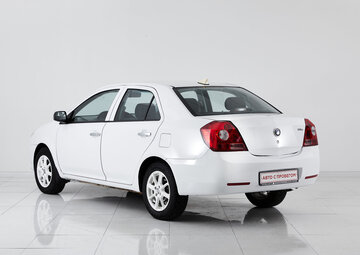 Geely MK Вид 4