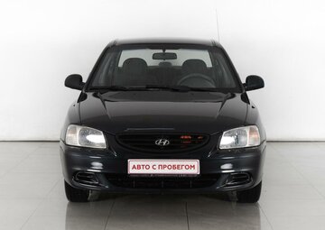 Hyundai Accent Вид 2