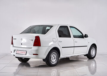 Renault Logan Вид 5