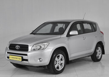 Toyota RAV4 Вид 1