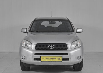 Toyota RAV4 Вид 2