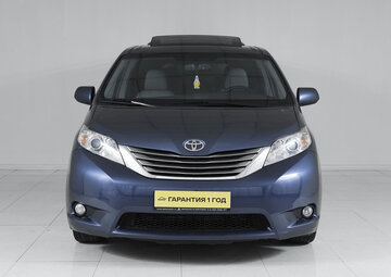 Toyota Sienna Вид 2