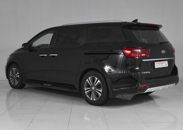 Kia Carnival Вид 4