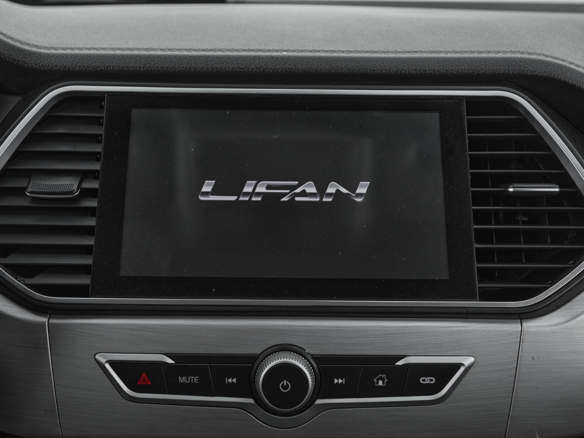 Lifan X70
