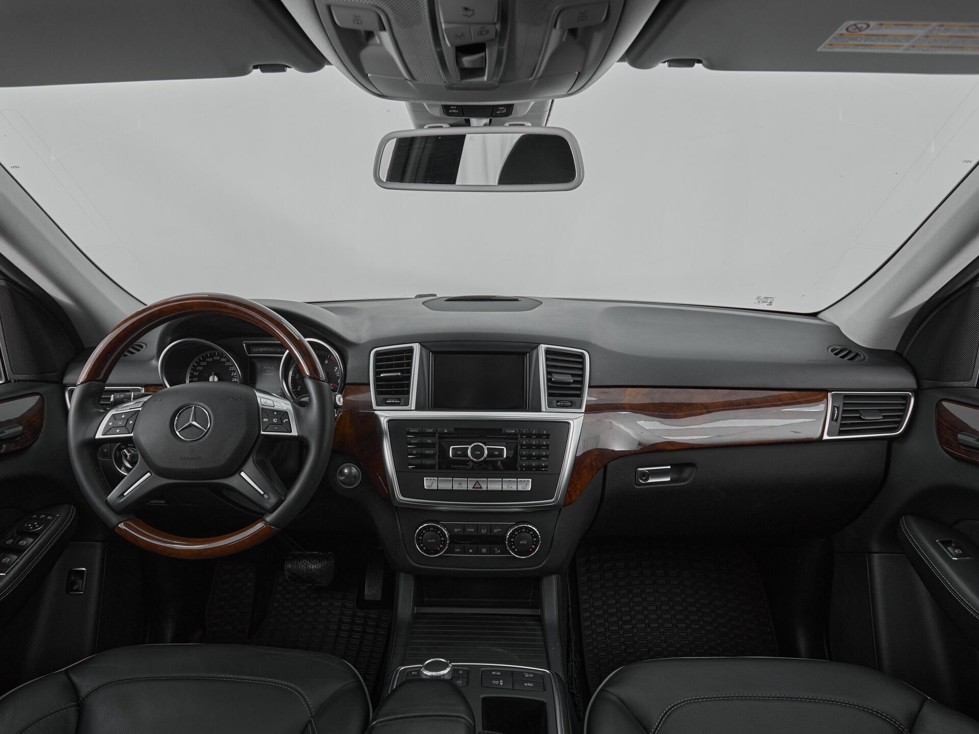 Mercedes benz M-Класс