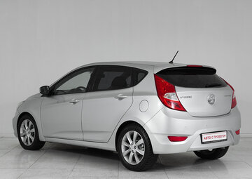 Hyundai Solaris Вид 4