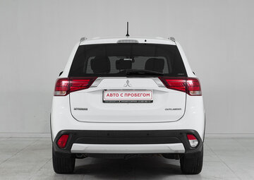 Mitsubishi Outlander Вид 5