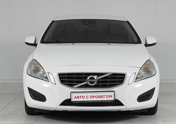 Volvo S60 Вид 2