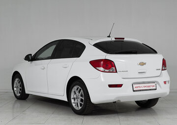 Chevrolet Cruze Вид 4