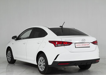 Hyundai Solaris Вид 4