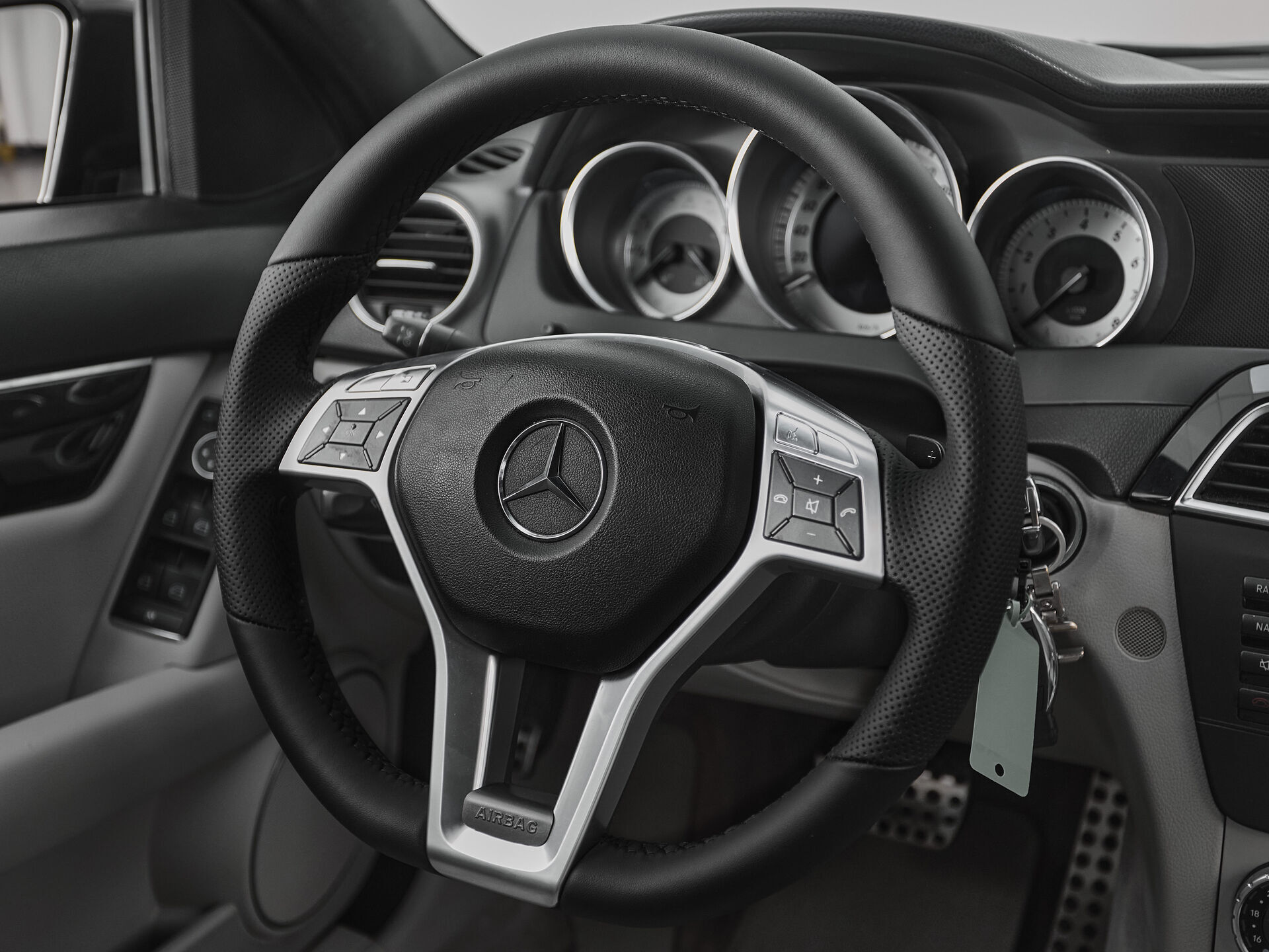 Mercedes benz C-Класс