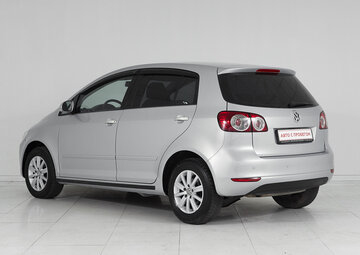 Volkswagen Golf Plus Вид 4