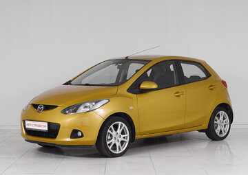 Mazda 2 Вид 1