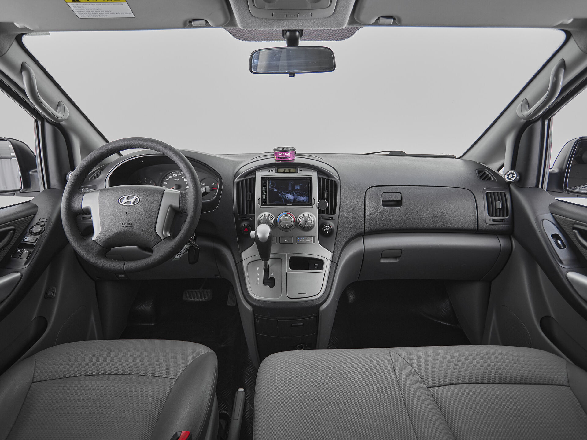 Hyundai Grand Starex