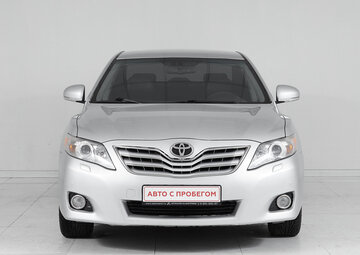 Toyota Camry Вид 2