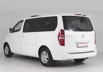 Hyundai Grand Starex Вид 4