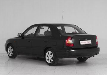 Hyundai Accent Вид 4