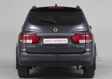 Ssangyong Kyron Вид 5