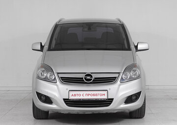 Opel Zafira Вид 2