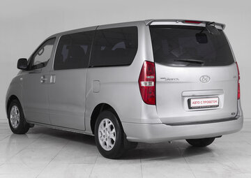 Hyundai Grand Starex Вид 4