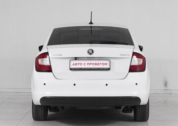 Skoda Rapid Вид 5