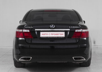 Lexus LS Вид 5