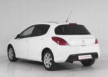 Peugeot 308 Вид 4