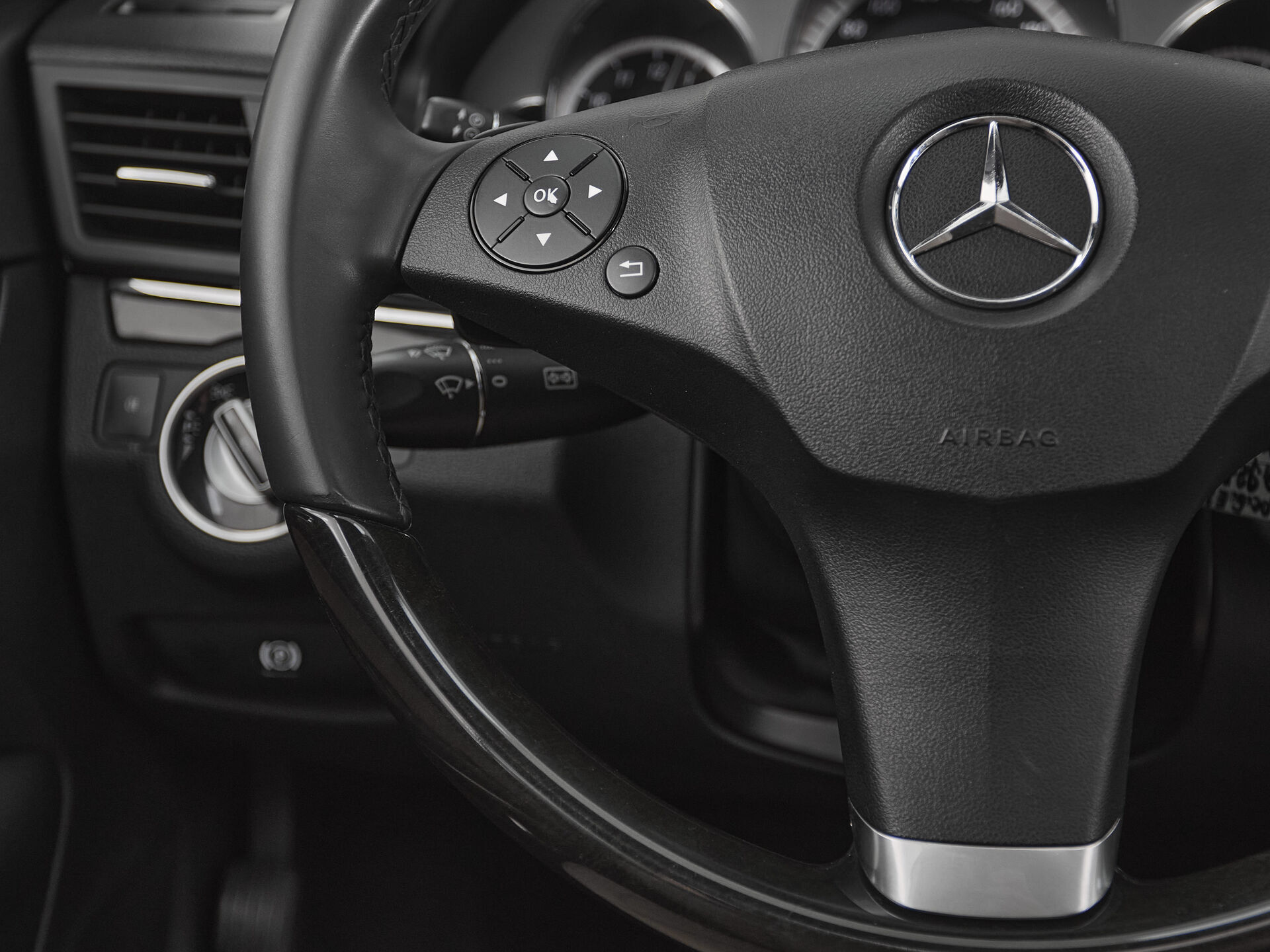 Mercedes benz E-Класс