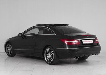 Mercedes benz E-Класс Вид 4