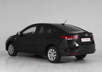 Hyundai Solaris Вид 4