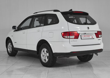 Ssangyong Kyron Вид 4