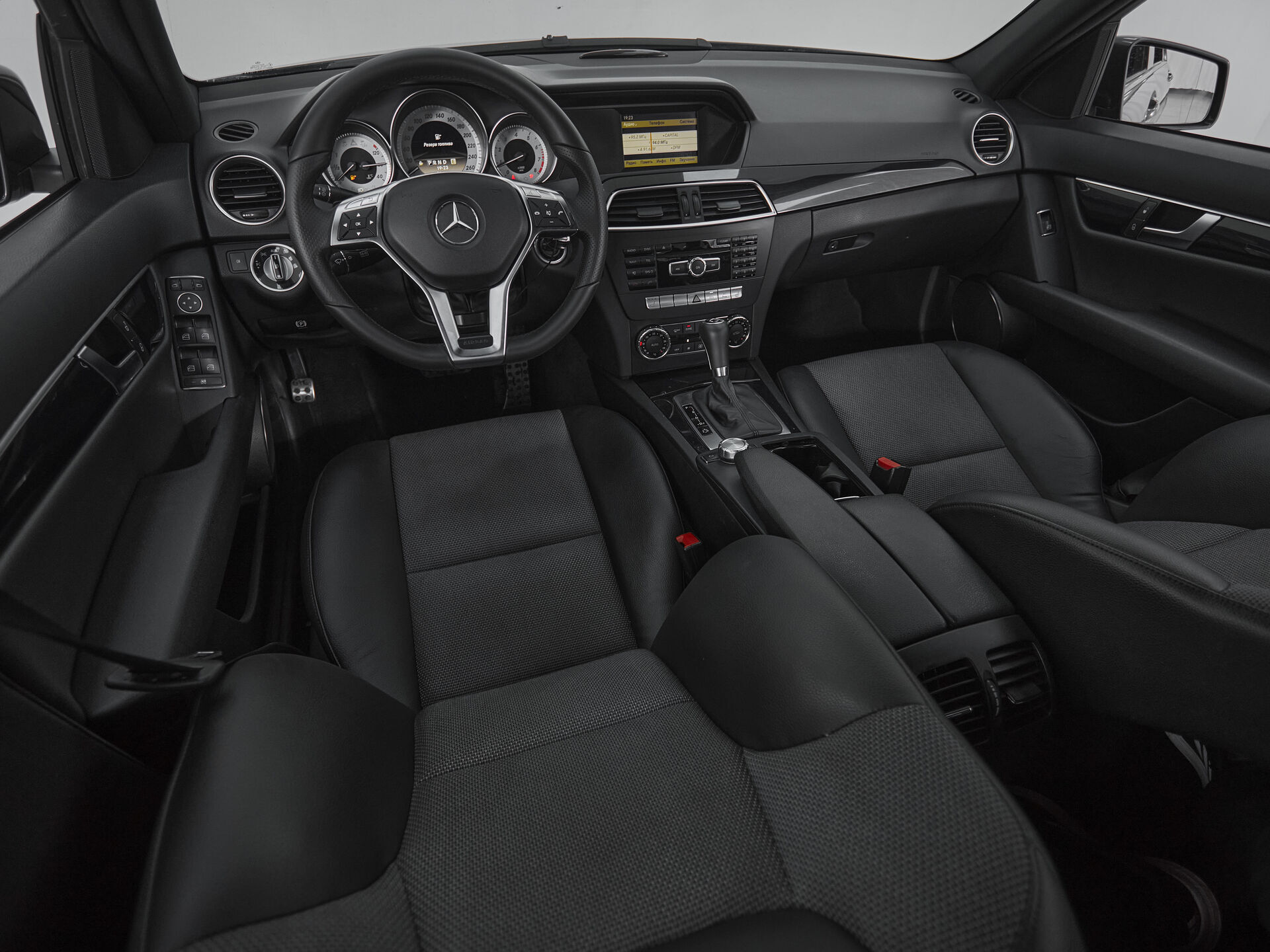 Mercedes benz C-Класс