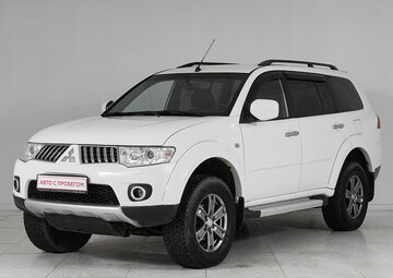 Mitsubishi Pajero Sport Вид 1
