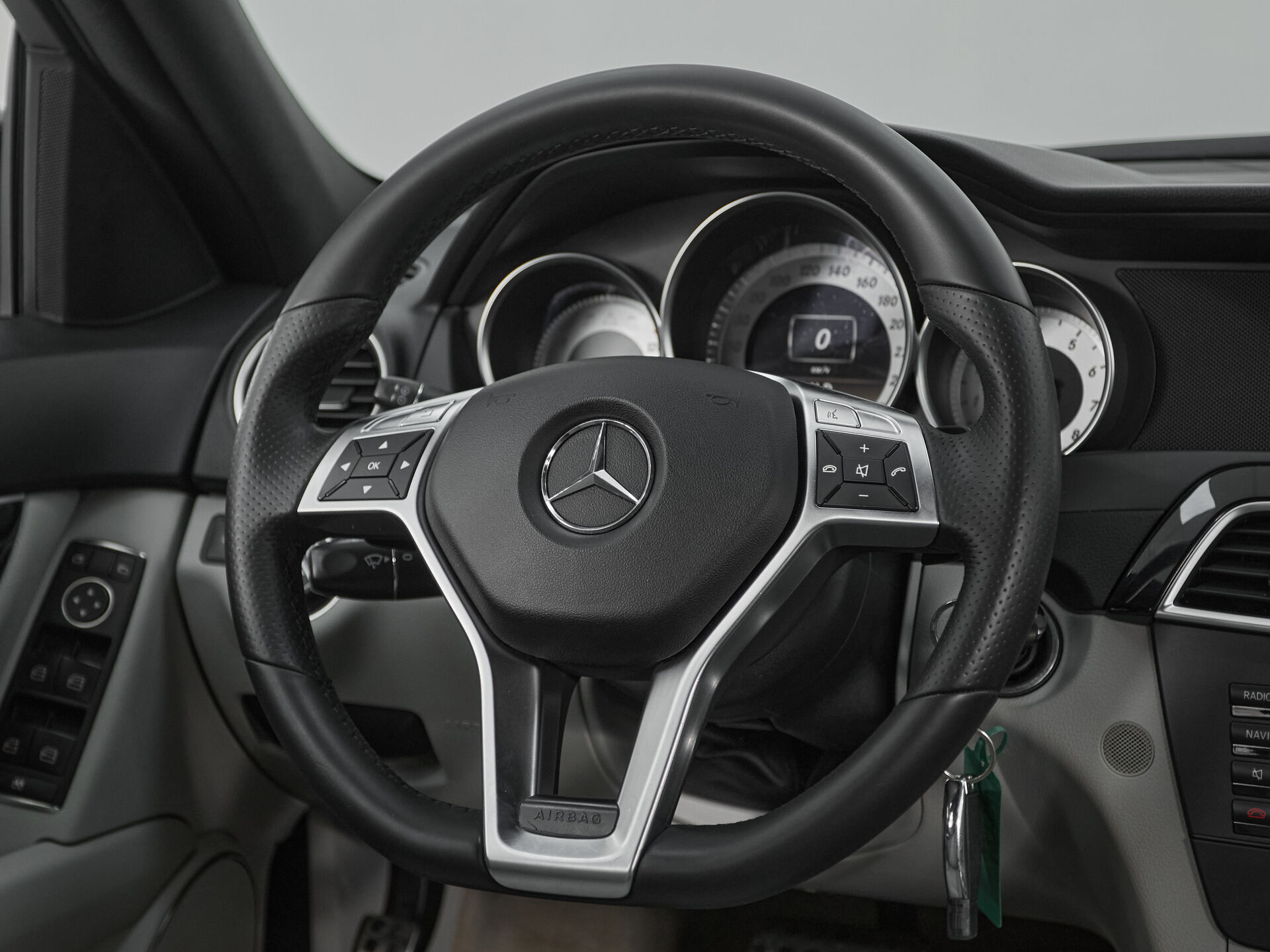 Mercedes benz C-Класс