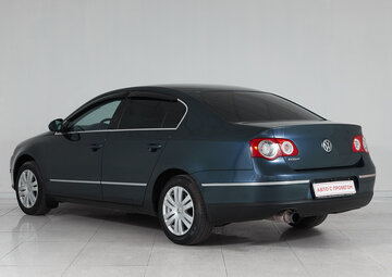 Volkswagen Passat Вид 4